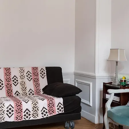 Rue De L'universite Iii By Onefinestay * Paris