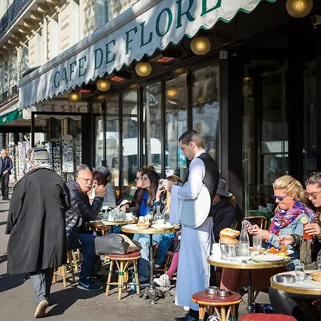 Apartment Rue De L'universite Iii By Onefinestay